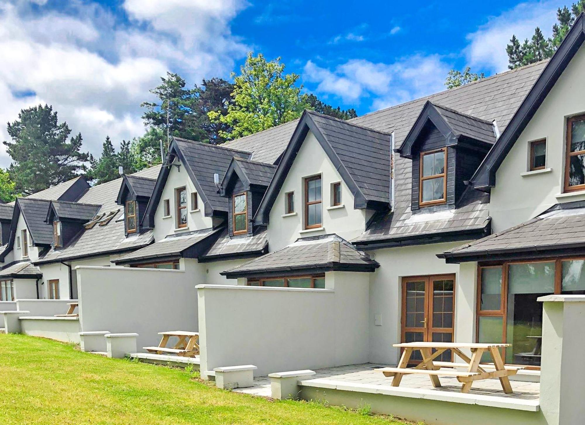 Old Court Holiday Homes Terryglass - Sleeps 6 By Trident Holiday Homes Extérieur photo